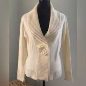 Vintage White knitted cardigan with flower wrapped style | size 2